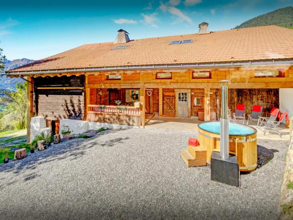 A la foto es mostra l'objecte Chalet Le Meridien Etale - OVO Network situat a la ciutat de Manigod.