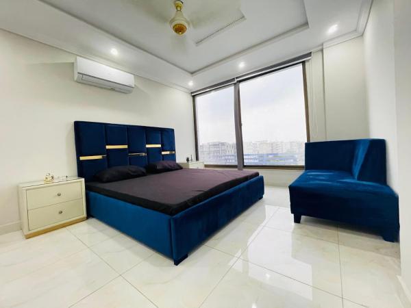 Greenview apartments, Lahore
