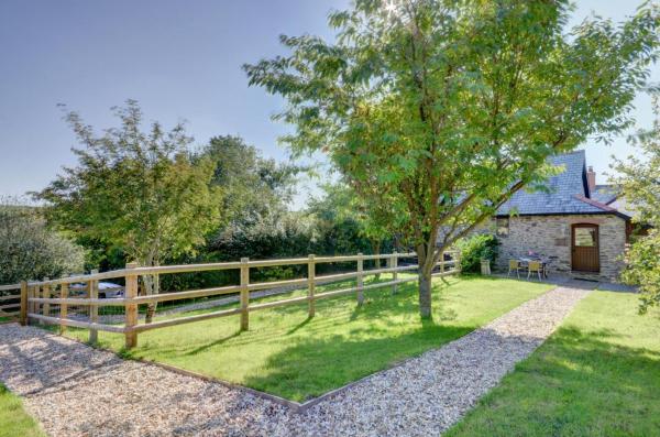 A la foto es mostra l'objecte Bramble Cottage situat a la ciutat de Barbrook.
