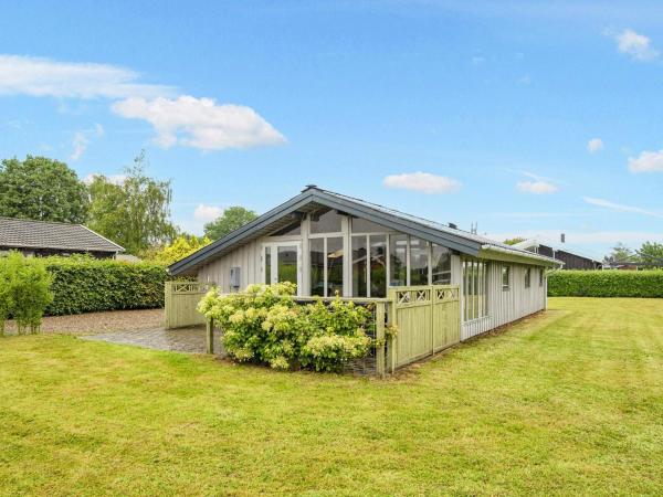 Nella foto è visibile l'oggetto 5 person holiday home in Hejls-By Traum situato nella città di Hejlsminde.