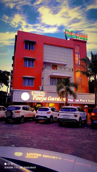 The photo shows the Hotel Pooja Garden, Nanded located in the city of Nānded.