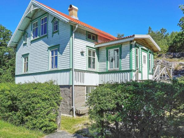 The photo shows the 5 person holiday home in KUNGSHAMN located in the city of Kungshamn.