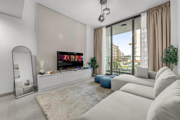 Na zdjęciu widoczny jest obiekt Brand New Luxury 2 Bedroom położony w mieście Dubaj.