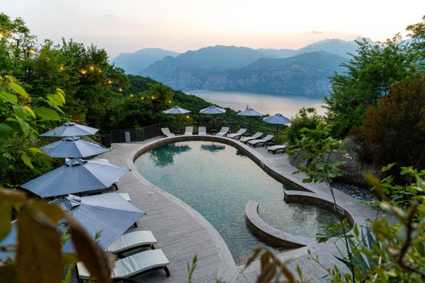 På billedet ses objektet Hotel Querceto Wellness & Spa by Double Hospitality beliggende i byen Malcesine.