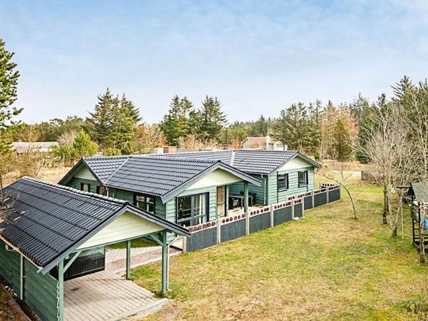 På billedet ses objektet 8 person holiday home in Hemmet beliggende i byen Hemmet.
