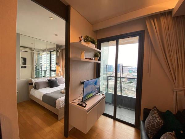 River View Modern 1BR - Weekly Cleaning - Phrom Phong, Bangkok