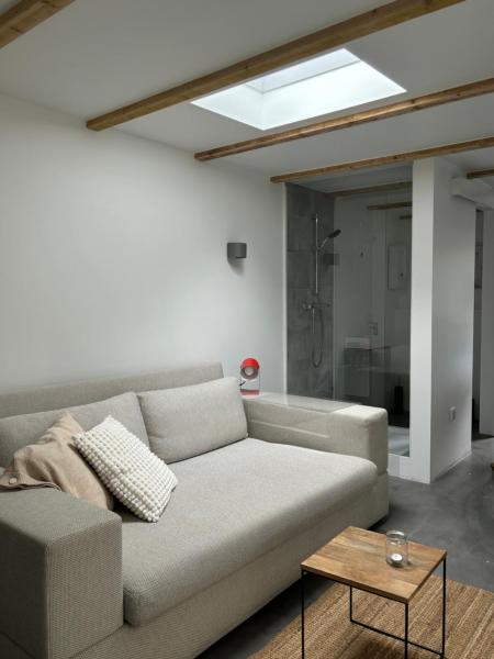 Modernes Studio mit en-Suite Bad & bester Anbindung, Düsseldorf