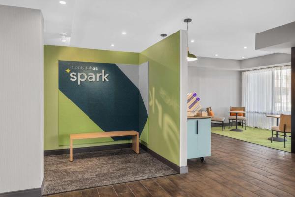 Bilde 5: Spark by Hilton Bakersfield Central