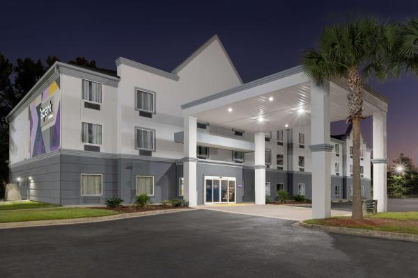 Foto 2: Spark by Hilton Savannah South I-95