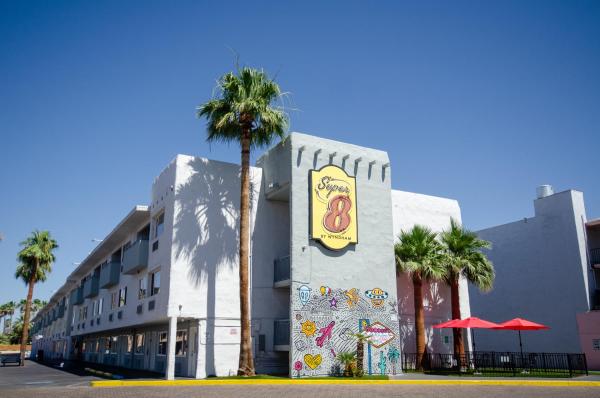 Foto 2: Super 8 by Wyndham Las Vegas North Strip/Fremont St. Area