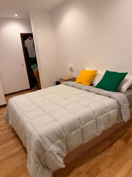 Na foto é possível ver o objeto Habitación en centro de Madrid localizado na cidade de Madrid.