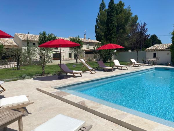 A la foto es mostra l'objecte Mas Saint André 3 étoiles au cœur de la Provence situat a la ciutat de Saint-Andiol.