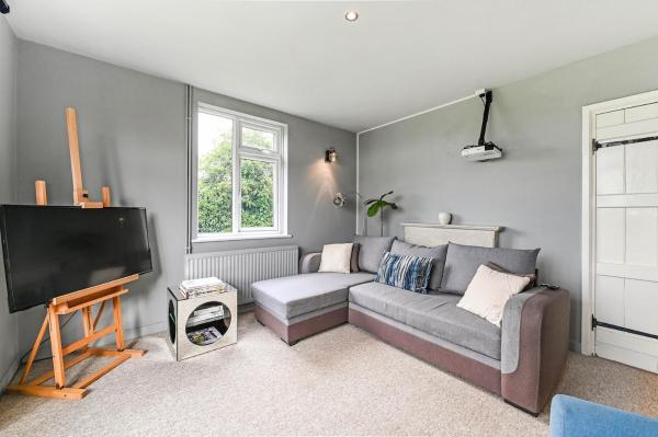 På billedet ses objektet Gamekeepers cottage Arundel near Goodwood beliggende i byen Burpham.