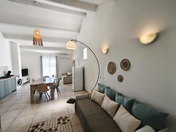 På billedet ses objektet Charming top apartment beliggende i byen Calviani.