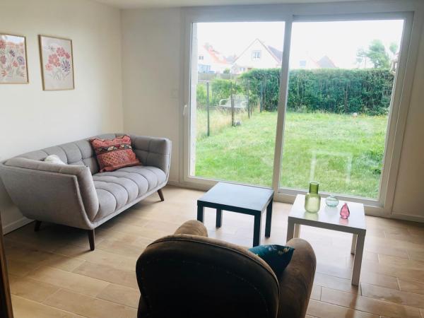 På billedet ses objektet Beach house for 10 beliggende i byen Audresselles.