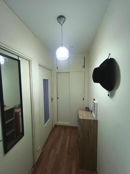 Chic studio with balcony!的照片7