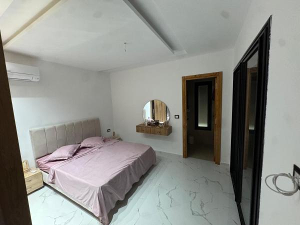 På billedet ses objektet Villa luxueuse beliggende i byen Kelibia.