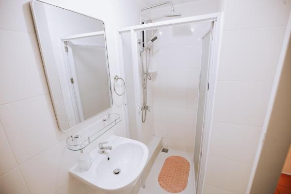 San Remo Condo, Себу