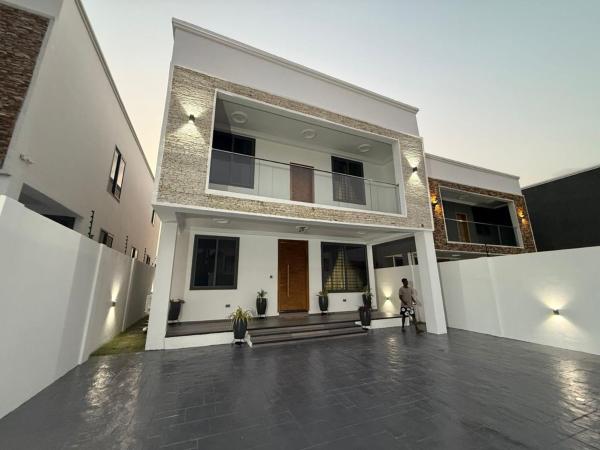 Auf dem Foto ist das Objekt The fransons cottage in der Stadt Accra zu sehen.