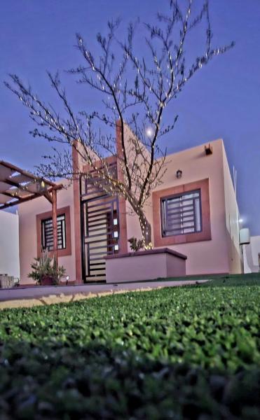 En la foto se muestra el objeto Casa Centenario Dos Habitaciones ubicado en la ciudad de El Quelele.