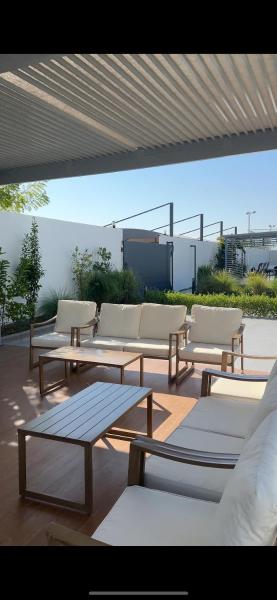 A la foto es mostra l'objecte Aljalal chalet situat a la ciutat de Billah.