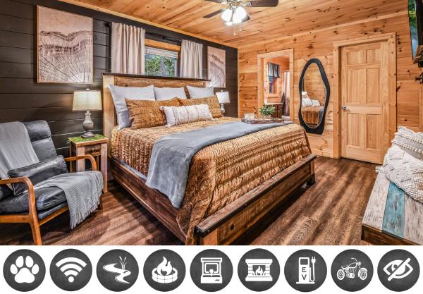 A la foto es mostra l'objecte Creekside on the Bluff cabin situat a la ciutat de Sevierville.