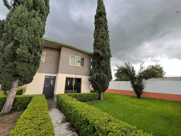 Na fotografii je vidět objekt Casa Acolman Caballos nacházející se ve městě Santa Isabel Ixtapan.