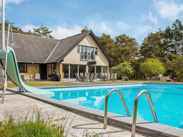 Auf dem Foto ist das Objekt 14 person holiday home in Sjællands Odde in der Stadt Overby zu sehen.