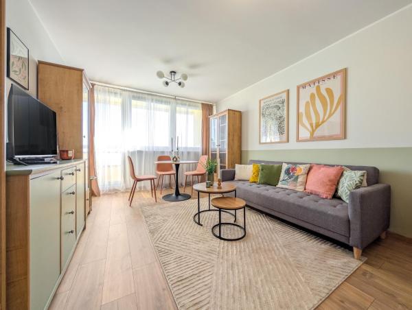 Szybowcowa Homely Apartment by BookingHost, Vratislav