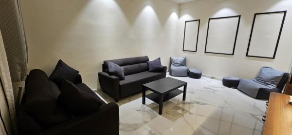 Na zdjęciu widoczny jest obiekt Gulfam Residency położony w mieście Mysuru.