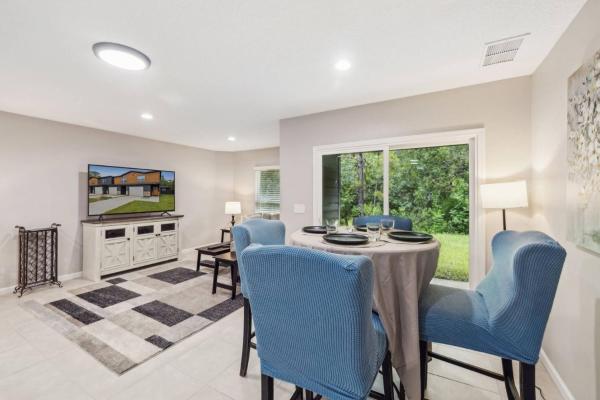 Isabella Ct Townhome - Jacksonville, FL