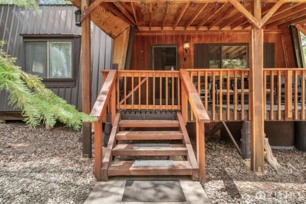 Mountain Haven W/ Fire Pit & Private Cul-de-sac - Navajo Lake, UT