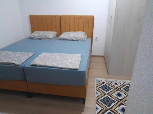 The photo shows the Plava Villa Mostar located in the city of Goranci.