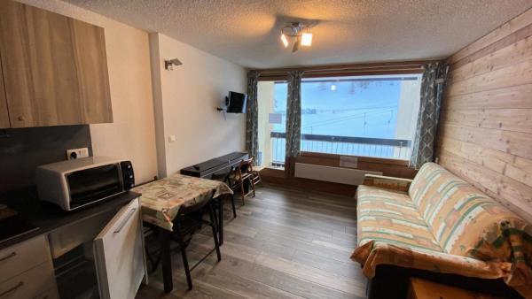 照片显示了位于Montgenèvre市的Résidence Chalmettes - Appartement aux pieds des pistes - Belle vue - Parking MAE-6791物件。