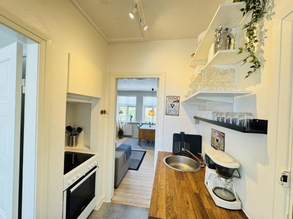 Foto 8: aday - cozy 1 bedroom apartament with free parking in Norresundby