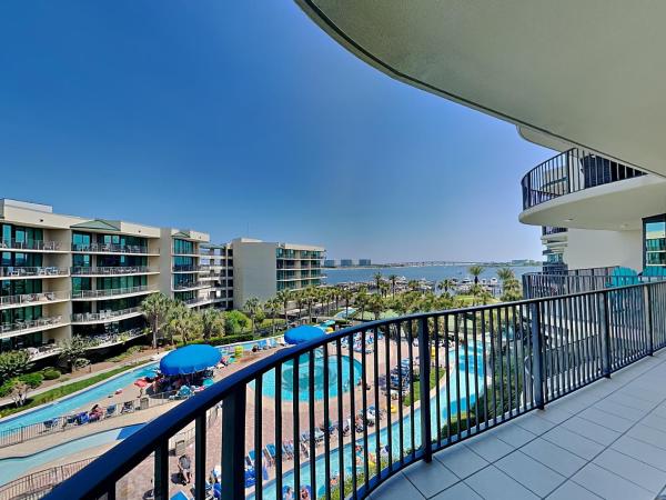 The photo shows the Phoenix on the Bay #1410 located in the city of Orange Beach.
