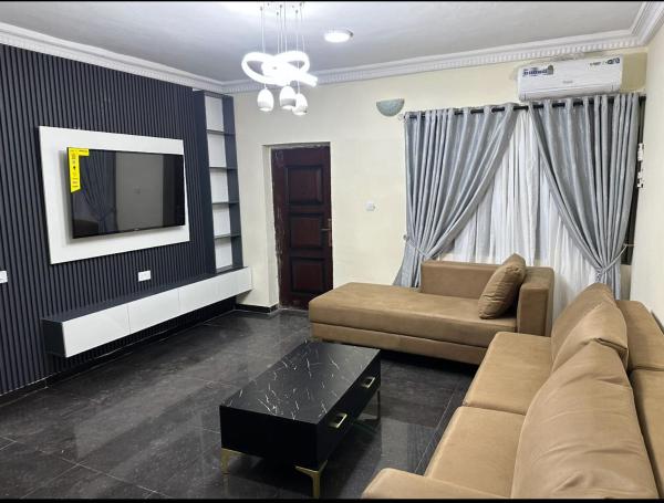 The photo shows the Liberty luxury home located in the city of Okunola.