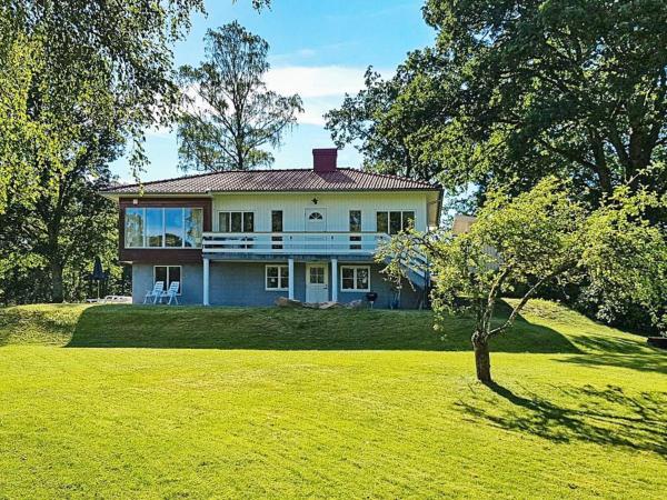 En la foto se muestra el objeto 7 person holiday home in KALV ubicado en la ciudad de Mårdaklev.