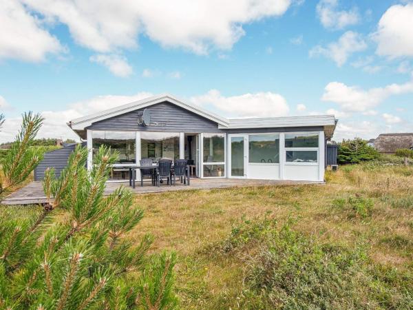 Na fotografii je vidět objekt 8 person holiday home in Ringkøbing-By Traum nacházející se ve městě Ringkobing.