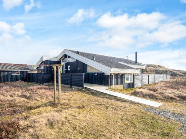 A la foto es mostra l'objecte 9 person holiday home in Ringkøbing-By Traum situat a la ciutat de Søndervig.