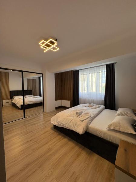 Na fotografii je vidět objekt Central Station Luxury Stay nacházející se ve městě Sučava.
