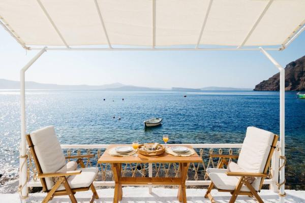 Petinos Fisherman's House - Oia