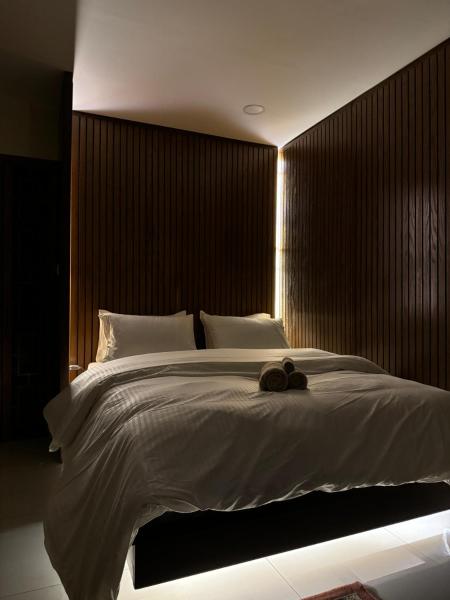 Φωτογραφία 9: Designer Studio with heating rooftop Pool restaurant & Self Check In