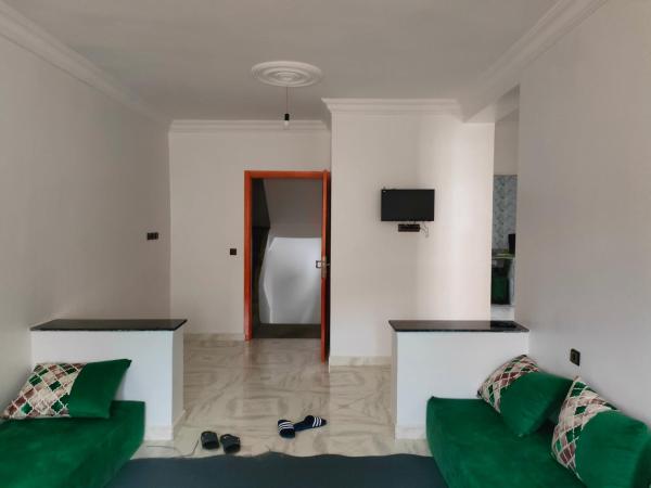 Фотография 3: bright & cozy apartment in targha
