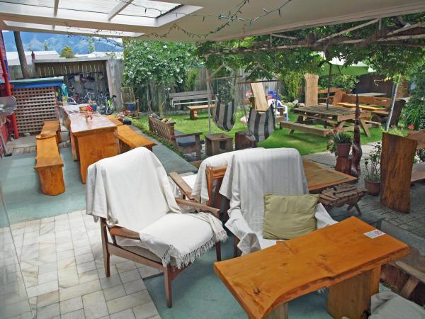 Στη φωτογραφία φαίνεται το αντικείμενο Annies Nirvana Lodge Backpackers που βρίσκεται στην πόλη Takaka.