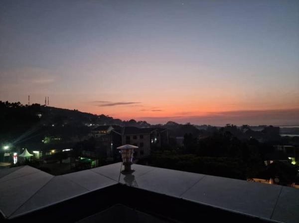 Nella foto è visibile l'oggetto Moments ensuites situato nella città di Namulanda.