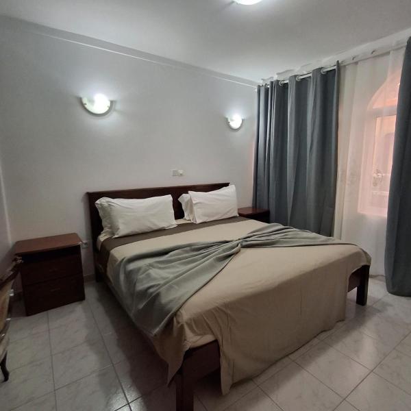 Στη φωτογραφία φαίνεται το αντικείμενο HOSTEL Terra Branca που βρίσκεται στην πόλη Vila Nova.