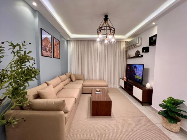 Nella foto è visibile l'oggetto Cozy 2BR Apartment in Maadi situato nella città di Il Cairo.
