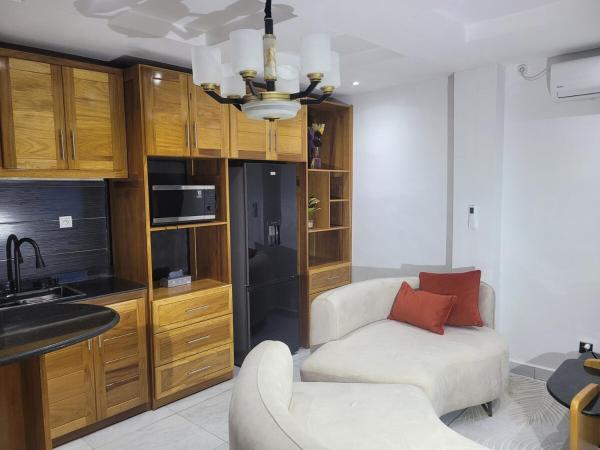Joli studio Modern Bali, Douala