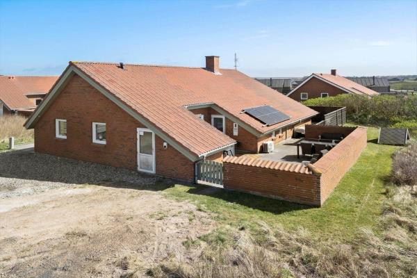 På billedet ses objektet 288-Harboore-Doblervej-15 beliggende i byen Harboør.